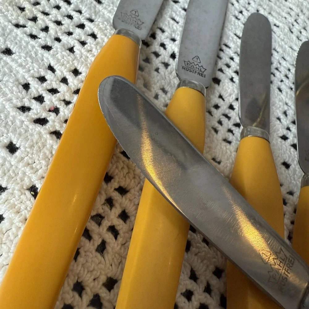 Vintage 1940s Pahl Rostfrei Germany Butterscotch Bakelite Fruit Knives Set of 6